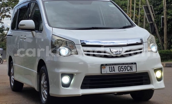Buy New Toyota Noah White Car in Kampala in Uganda