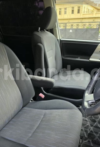 Big with watermark toyota noah uganda kampala 25573