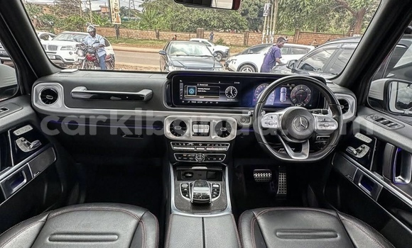 Nunua Mpya Mercedes‒Benz GL-klasse Nyeupe Gari ndani ya Kampala nchini Uganda Nunua Mpya Mercedes‒Benz GL-klasse Nyeupe Gari ndani ya Kampala nchini Uganda