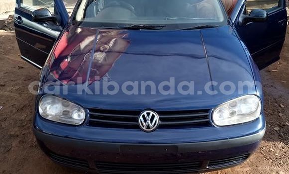 Gura Yakoze Volkswagen Golf Blue Imodoka i Kampala mu Uganda Gura Yakoze Volkswagen Golf Blue Imodoka i Kampala mu Uganda