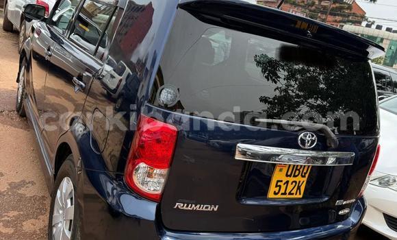 Nunua Ilio tumika Toyota Raum Nyingine Gari ndani ya Kampala nchini Uganda Nunua Ilio tumika Toyota Raum Nyingine Gari ndani ya Kampala nchini Uganda