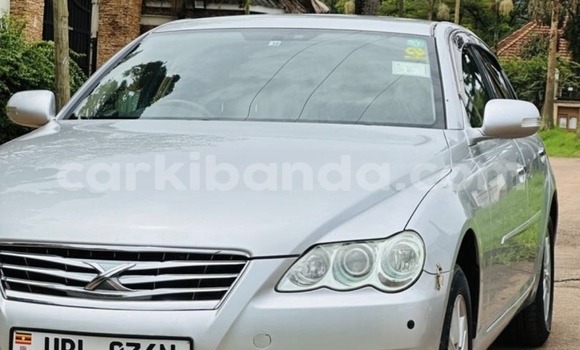 Nunua Ilio tumika Toyota Mark X Fedha Gari ndani ya Kampala nchini Uganda Nunua Ilio tumika Toyota Mark X Fedha Gari ndani ya Kampala nchini Uganda