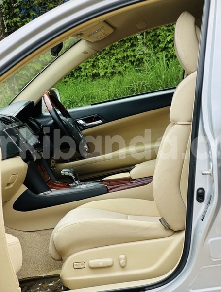 Big with watermark toyota mark x uganda kampala 25582