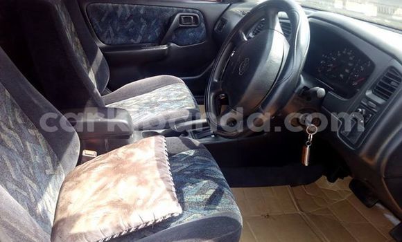 Nunua Ilio tumika Nissan Primera Fedha Gari ndani ya Kampala nchini Uganda Nunua Ilio tumika Nissan Primera Fedha Gari ndani ya Kampala nchini Uganda