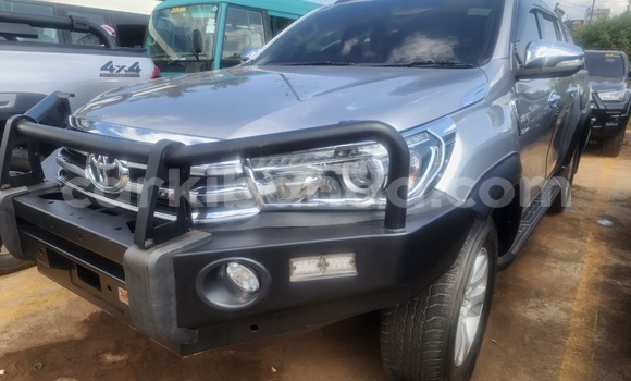 Nunua Mpya Toyota Hiluxe Revo Fedha Gari ndani ya Kampala nchini Uganda Nunua Mpya Toyota Hiluxe Revo Fedha Gari ndani ya Kampala nchini Uganda