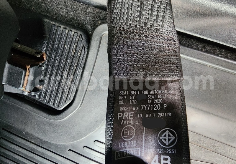 Big with watermark toyota hiluxe revo central kalangala 25585