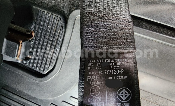 Acheter Neuf Voiture Toyota Hiluxe Revo Gris à Kalangala, Central Acheter Neuf Voiture Toyota Hiluxe Revo Gris à Kalangala, Central