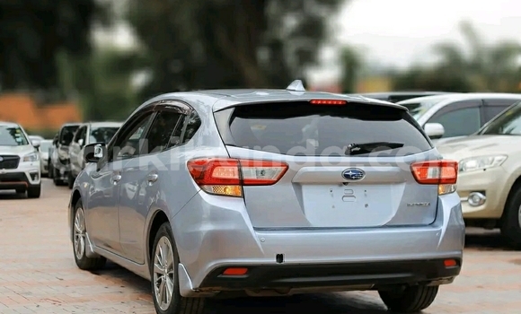 Nunua Ilio tumika Subaru Impreza Fedha Gari ndani ya Kampala nchini Uganda Nunua Ilio tumika Subaru Impreza Fedha Gari ndani ya Kampala nchini Uganda