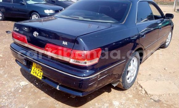 Nunua Ilio tumika Toyota Mark II Bluu Gari ndani ya Kampala nchini Uganda Nunua Ilio tumika Toyota Mark II Bluu Gari ndani ya Kampala nchini Uganda