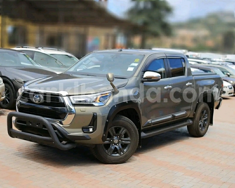 Big with watermark toyota hiluxe revo uganda kampala 25588