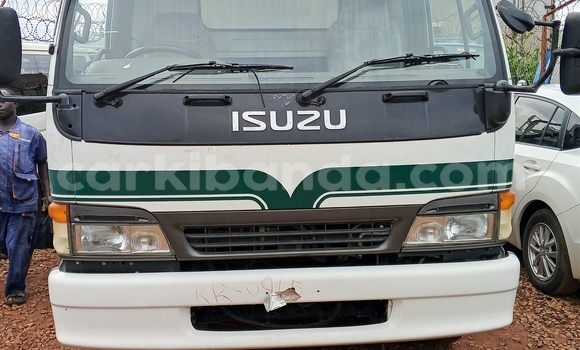 Buy Import Isuzu Bighorn White Truck in Kampala in Uganda Buy Import Isuzu Bighorn White Truck in Kampala in Uganda