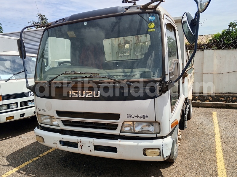 Big with watermark isuzu bighorn uganda kampala 25600