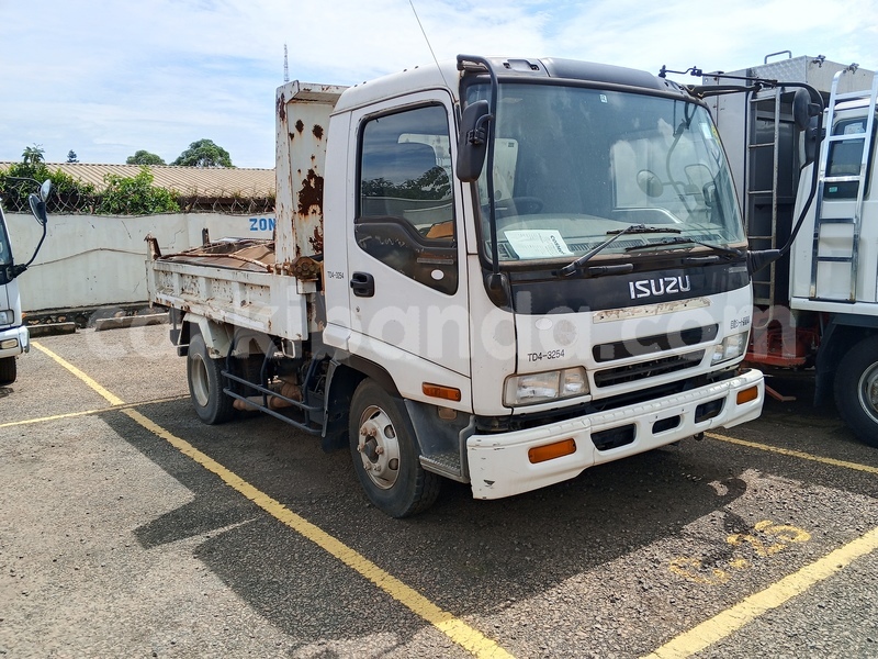 Big with watermark isuzu bighorn uganda kampala 25600