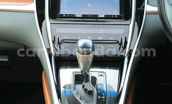 Buy Used Toyota Harrier White Car in Kampala in Uganda Buy Used Toyota Harrier White Car in Kampala in Uganda