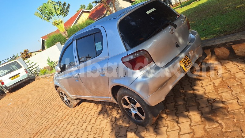 Big with watermark toyota vitz uganda kibuye 25605