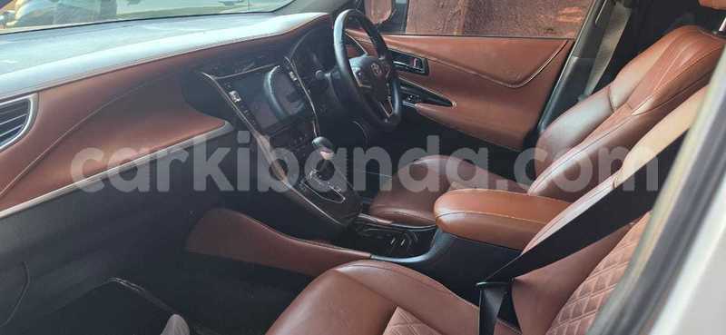 Big with watermark toyota harrier uganda kampala 25607