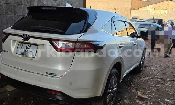 Acheter Neuf Voiture Toyota Harrier Blanc à Kampala, Ouganda Acheter Neuf Voiture Toyota Harrier Blanc à Kampala, Ouganda