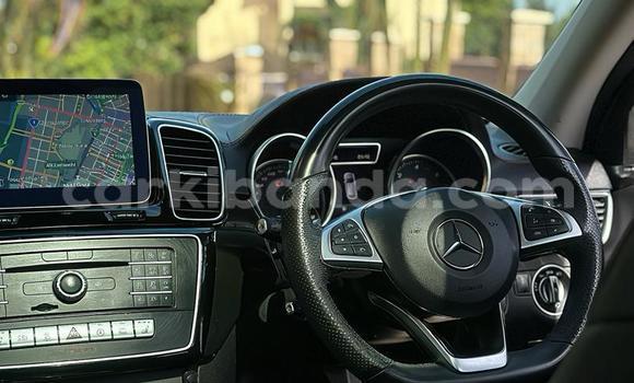 Acheter Neuf Voiture Mercedes‒Benz GLE Coupe Noir à Kampala, Ouganda Acheter Neuf Voiture Mercedes‒Benz GLE Coupe Noir à Kampala, Ouganda