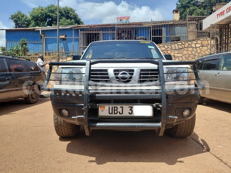 Big with watermark nissan hardbody uganda kampala 25615