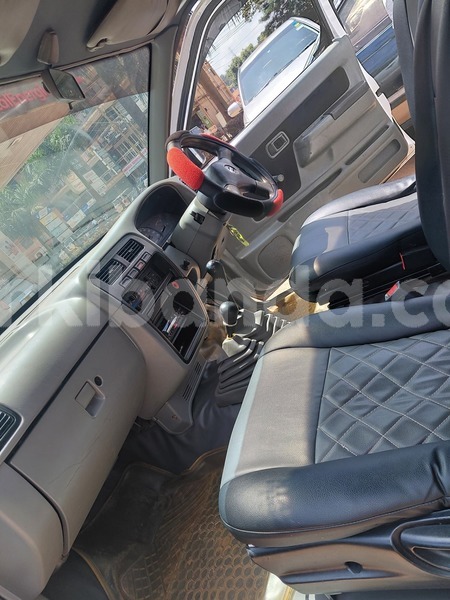 Big with watermark nissan hardbody uganda kampala 25615