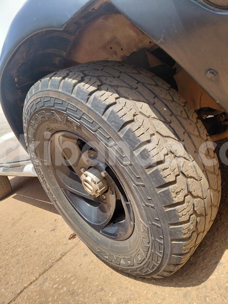 Big with watermark nissan hardbody uganda kampala 25615