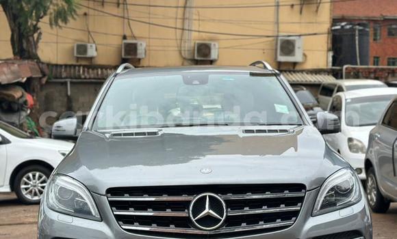 Nunua Mpya Mercedes‒Benz ML–Class Nyingine Gari ndani ya Kampala nchini Uganda Nunua Mpya Mercedes‒Benz ML–Class Nyingine Gari ndani ya Kampala nchini Uganda