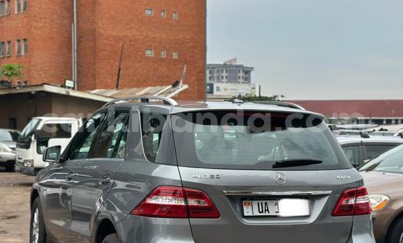 Nunua Mpya Mercedes‒Benz ML–Class Nyingine Gari ndani ya Kampala nchini Uganda Nunua Mpya Mercedes‒Benz ML–Class Nyingine Gari ndani ya Kampala nchini Uganda
