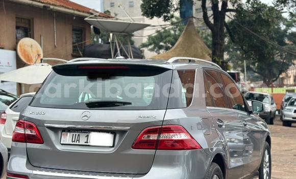 Nunua Mpya Mercedes‒Benz ML–Class Nyingine Gari ndani ya Kampala nchini Uganda Nunua Mpya Mercedes‒Benz ML–Class Nyingine Gari ndani ya Kampala nchini Uganda