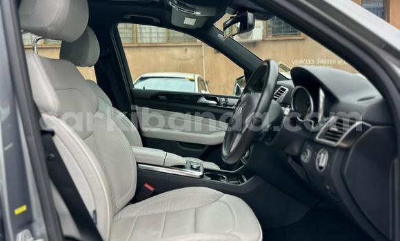 Nunua Mpya Mercedes‒Benz ML–Class Nyingine Gari ndani ya Kampala nchini Uganda Nunua Mpya Mercedes‒Benz ML–Class Nyingine Gari ndani ya Kampala nchini Uganda