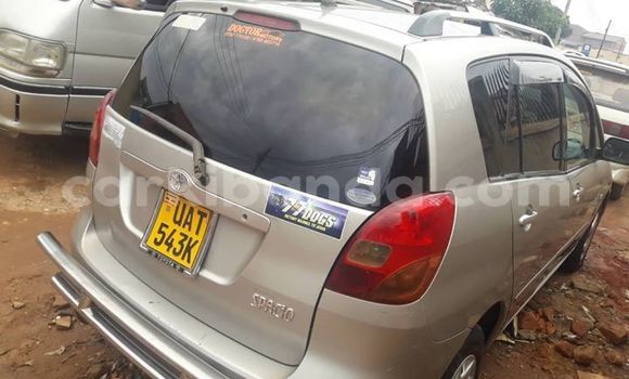 Acheter Occasion Voiture Toyota Spacio Gris à Kampala, Ouganda Acheter Occasion Voiture Toyota Spacio Gris à Kampala, Ouganda