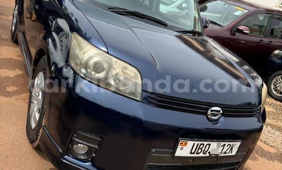 Nunua Ilio tumika Toyota Raum Nyingine Gari ndani ya Kampala nchini Uganda Nunua Ilio tumika Toyota Raum Nyingine Gari ndani ya Kampala nchini Uganda