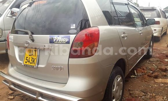 Acheter Occasion Voiture Toyota Spacio Gris à Kampala, Ouganda Acheter Occasion Voiture Toyota Spacio Gris à Kampala, Ouganda