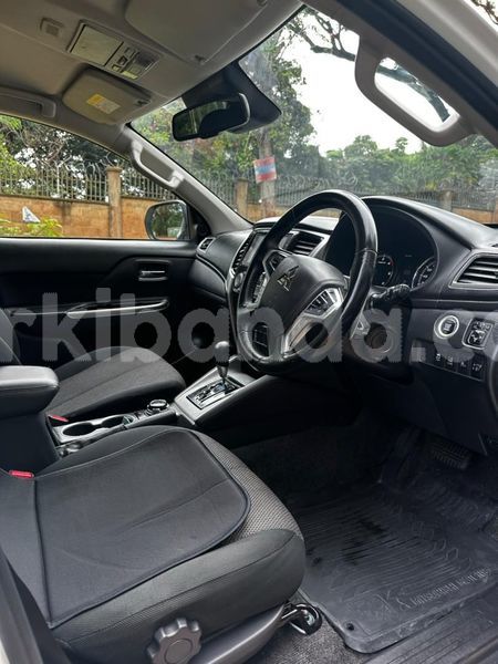 Big with watermark mitsubishi triton uganda kampala 25630