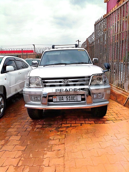 Big with watermark toyota land cruiser prado uganda kampala 25632