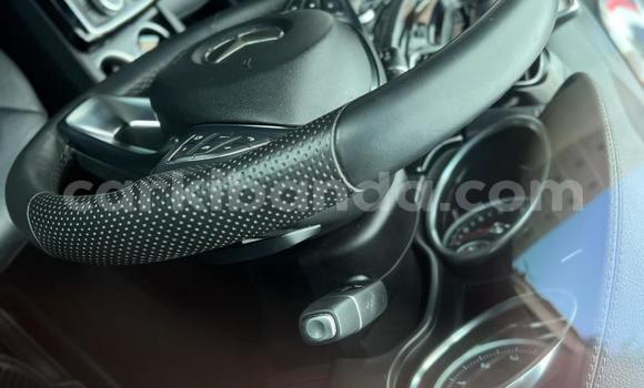 Nunua Mpya Mercedes‒Benz GLE Coupe Nyeusi Gari ndani ya Kampala nchini Uganda Nunua Mpya Mercedes‒Benz GLE Coupe Nyeusi Gari ndani ya Kampala nchini Uganda