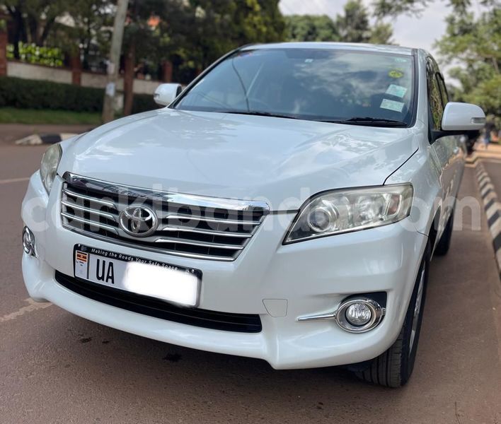 Big with watermark toyota vanguard uganda kampala 25640