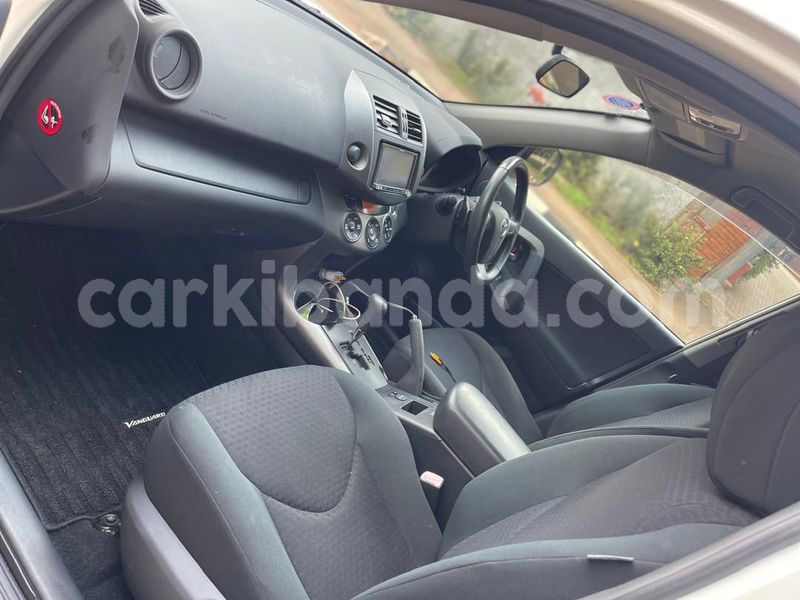 Big with watermark toyota vanguard uganda kampala 25640