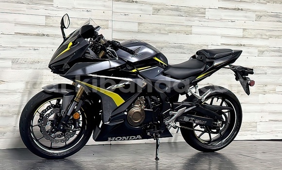 Buy Used Honda CBR Black Bike in Bushenyi in Western Buy Used Honda CBR Black Bike in Bushenyi in Western