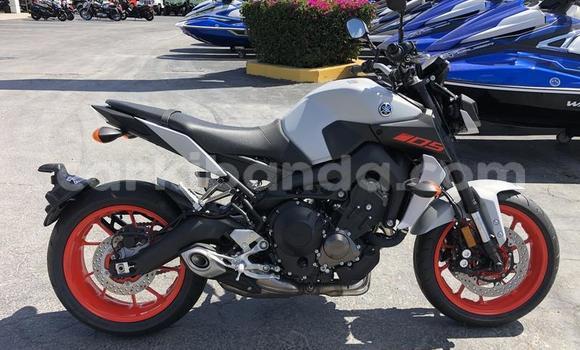 Buy Used Yamaha Bolt White Bike in Jinja–Kawempe in Central