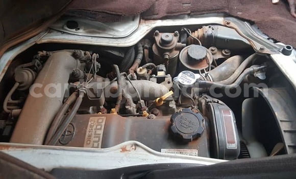 Gura Yakoze Toyota Hiace Other Imodoka i Kampala mu Uganda Gura Yakoze Toyota Hiace Other Imodoka i Kampala mu Uganda