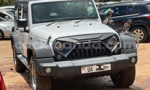Nunua Mpya Jeep Wrangler Nyeupe Gari ndani ya Kampala nchini Uganda Nunua Mpya Jeep Wrangler Nyeupe Gari ndani ya Kampala nchini Uganda
