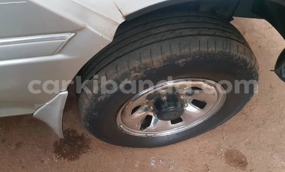 Gura Yakoze Toyota Hiace Other Imodoka i Kampala mu Uganda Gura Yakoze Toyota Hiace Other Imodoka i Kampala mu Uganda