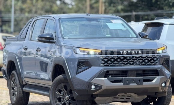 Nunua Mpya Toyota Hilux Nyingine Gari ndani ya Kampala nchini Uganda Nunua Mpya Toyota Hilux Nyingine Gari ndani ya Kampala nchini Uganda