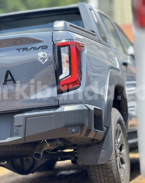 Big with watermark toyota hilux uganda kampala 25649
