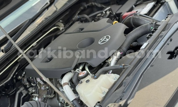 Nunua Mpya Toyota Hilux Nyingine Gari ndani ya Kampala nchini Uganda Nunua Mpya Toyota Hilux Nyingine Gari ndani ya Kampala nchini Uganda