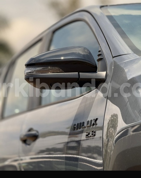 Big with watermark toyota hilux uganda kampala 25649