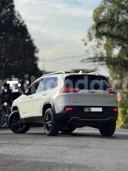 Big with watermark jeep liberty patriot uganda kampala 25650