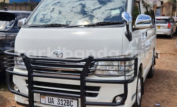 Nunua Mpya Toyota Dyna Nyeupe Gari ndani ya Kampala nchini Uganda Nunua Mpya Toyota Dyna Nyeupe Gari ndani ya Kampala nchini Uganda