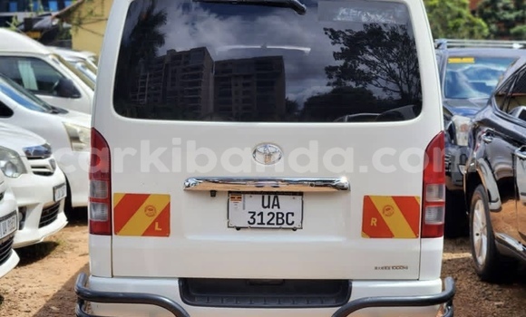 Nunua Mpya Toyota Dyna Nyeupe Gari ndani ya Kampala nchini Uganda Nunua Mpya Toyota Dyna Nyeupe Gari ndani ya Kampala nchini Uganda