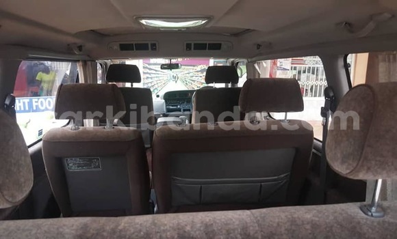 Gura Yakoze Toyota Hiace Other Imodoka i Kampala mu Uganda Gura Yakoze Toyota Hiace Other Imodoka i Kampala mu Uganda